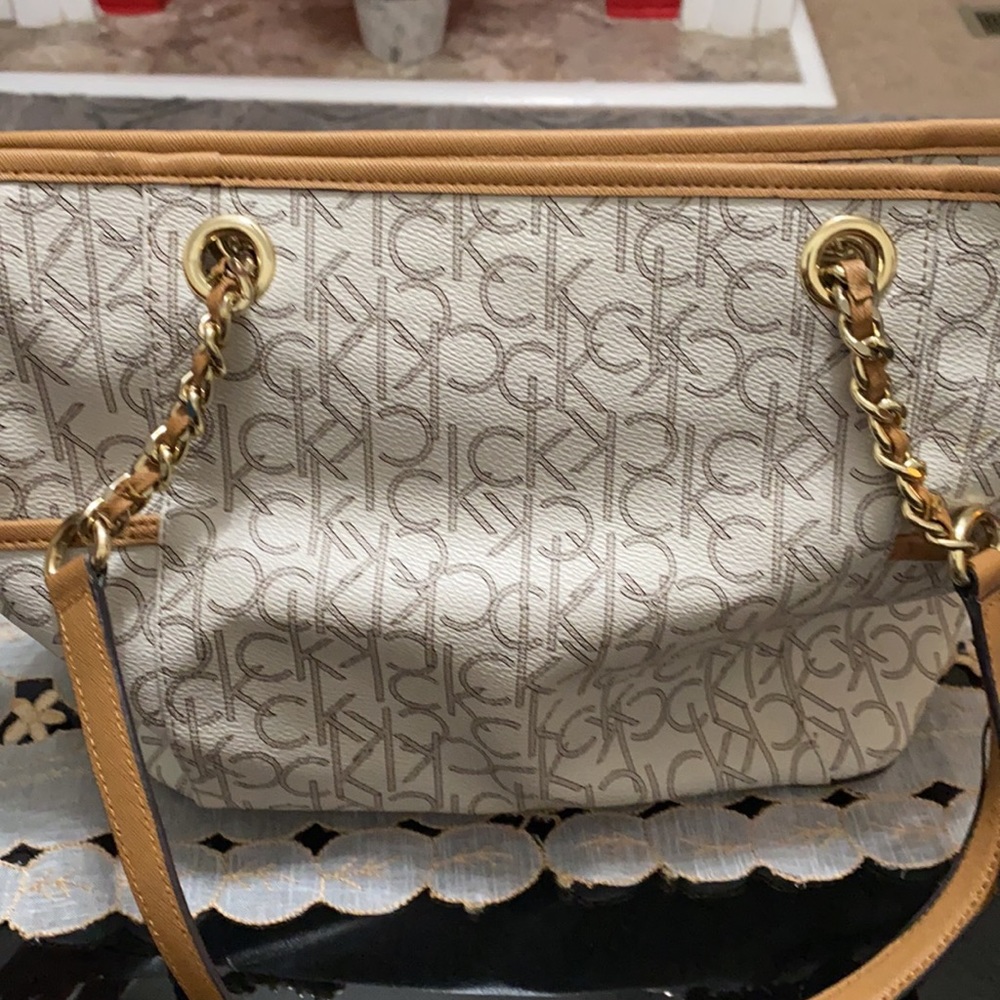 Calvin Klein large size shoulder bag - Picture 4 of 7